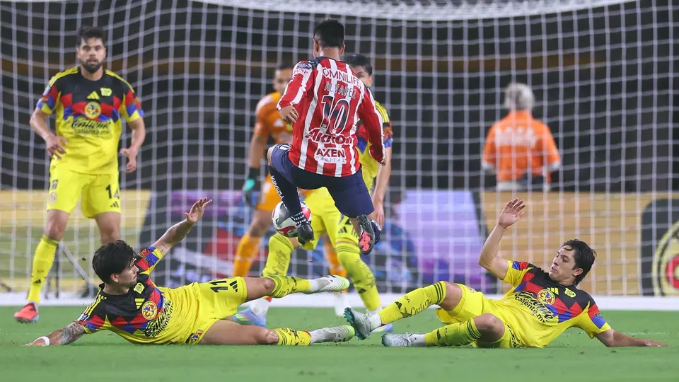 Clásico Nacional: ¿Quién es favorito para el Chivas vs América de acuerdo con Caliente?