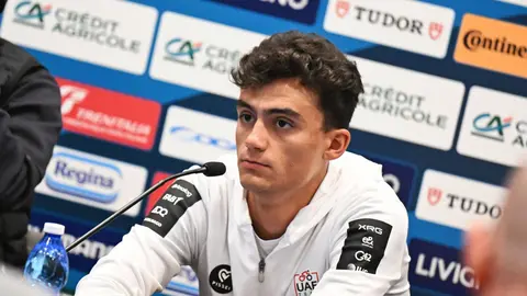 Del Toro en conferencia de prensa previo al inicio del Tirreno-Adriático 2026 | MEXSPORT
