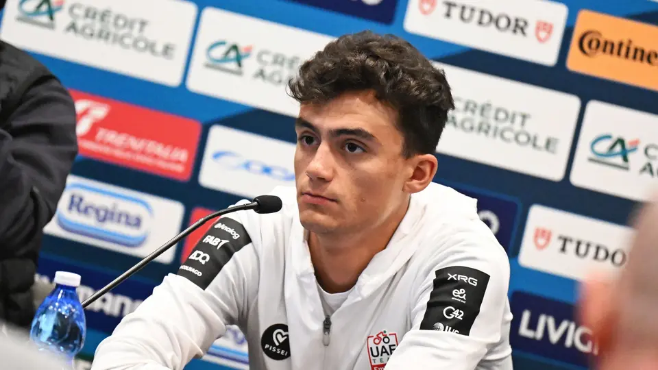 Del Toro en conferencia de prensa previo al inicio del Tirreno-Adriático 2026 | MEXSPORT