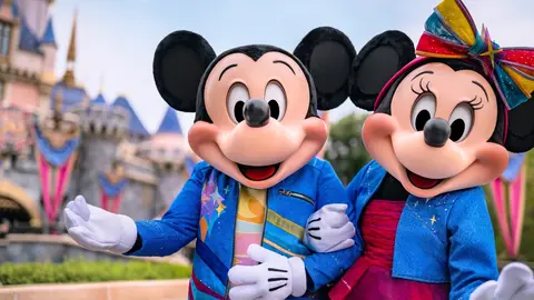 Cinco empleados de Disney fueron trasladados a hospitales locales / FB: @Disneyland
