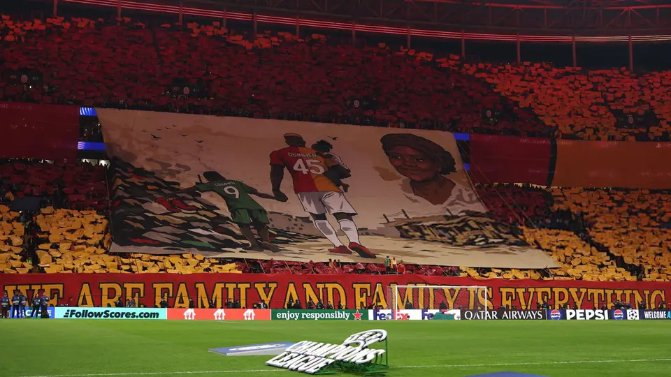 Tifo del Galatasaray l X:HQpcrt
