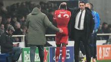 Alphonso Davies salió lesionado ante Atalanta | AP