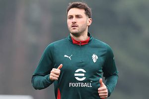 ¡Ahí viene Santi! Milan presume el regreso del 'Bebote' a los entrenamientos rossoneros