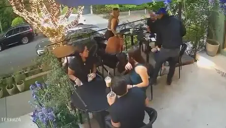 Asalto a mano armada a comensales en restaurante de Lomas de Chapultepec