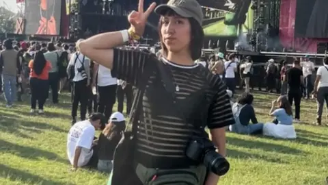UNAM entrega título póstumo a Berenice Giles, fotoperiodista de la FES Aragón