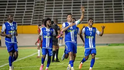 Problemas de visa apuntan a dejar a Mount Pleasant sin jugadores ante LA Galaxy