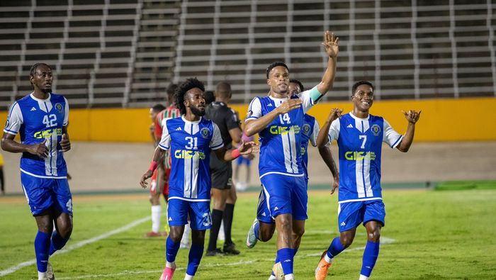 Mount Pleasant afronta problemas con visa estadounidense | X @TheChampions