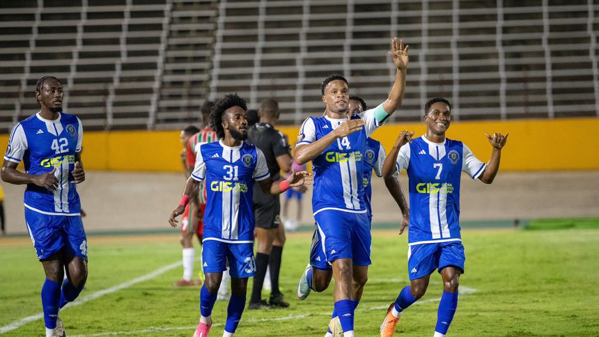 Mount Pleasant afronta problemas con visa estadounidense | X @TheChampions