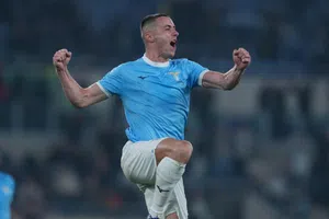 Lazio derrota a Sassuolo en duelo de media tabla en la Serie A