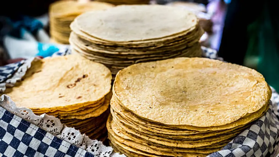 Autoridades vigilan la venta de tortillas en hieleras en Tamaulipas. / iStock
