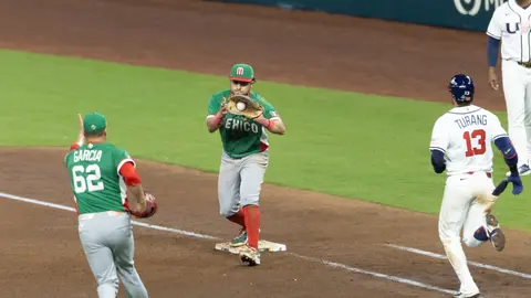 Jonathan Aranda durante el partido contra Estados Unidos en el Clásico Mundial de Béisbol 2026 | MEXSPORT