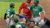 Jared Serna y Jonathan Aranda en el partido contra Estados Unidos en el Clásico Mundial de Béisbol 2026 | MEXSPORT