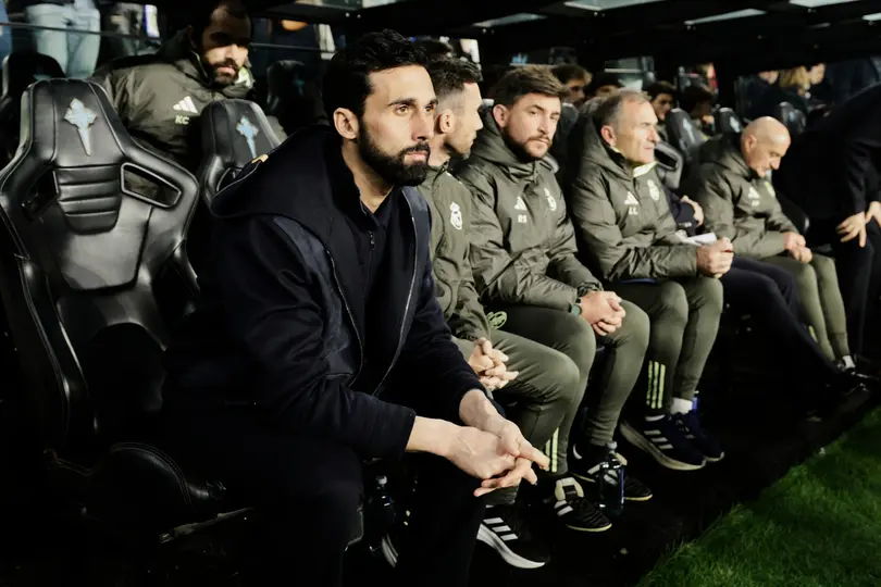 Álvaro Arbeloa en el banquillo de Real Madrid durante un partido de LaLiga | AP