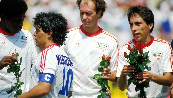 Negrete en el equipo All Star, luego de la Copa Mundial 1986 | MEXSPORT