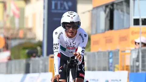 Isaac del Toro durante la Etapa 1 del Tirreno-Adriático 2026 | MEXSPORT