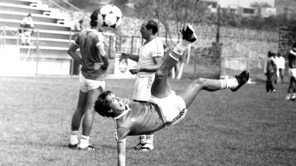 Manuel Negrete con la Selección Mexicana | MEXSPORT
