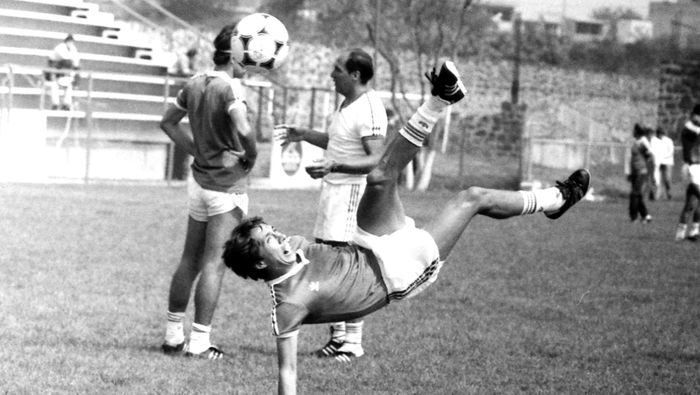 Manuel Negrete con la Selección Mexicana | MEXSPORT