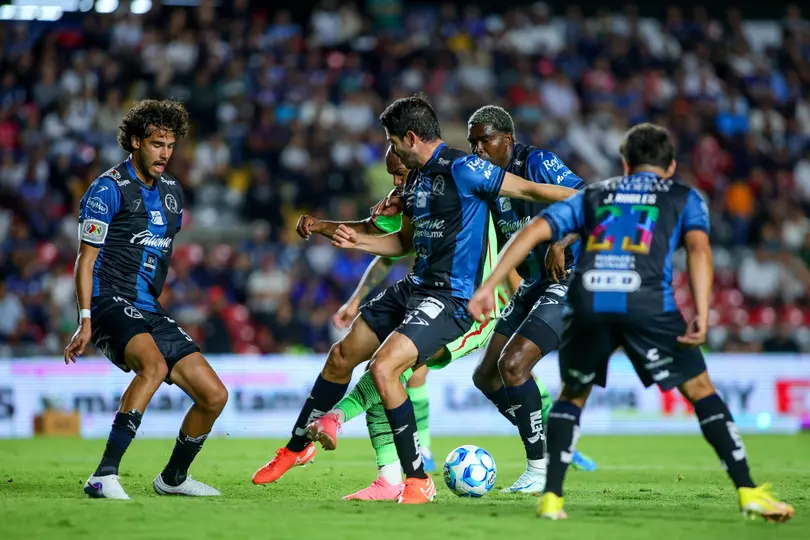 Querétaro jugando ante Juárez l MEXSPORT