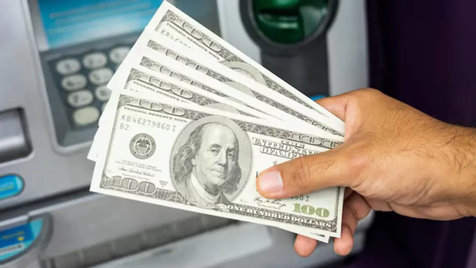Recuerda que el tipo de cambio puede variar dependiendo el banco / FREEPIK