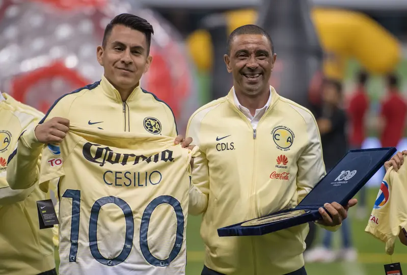 Homenaje de América a Cesilio de los Santos en 2016 | MEXSPORT