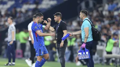 ‘Estamos a muerte con Larcamón’: Erik Lira y Cruz Azul respaldan al técnico argentino