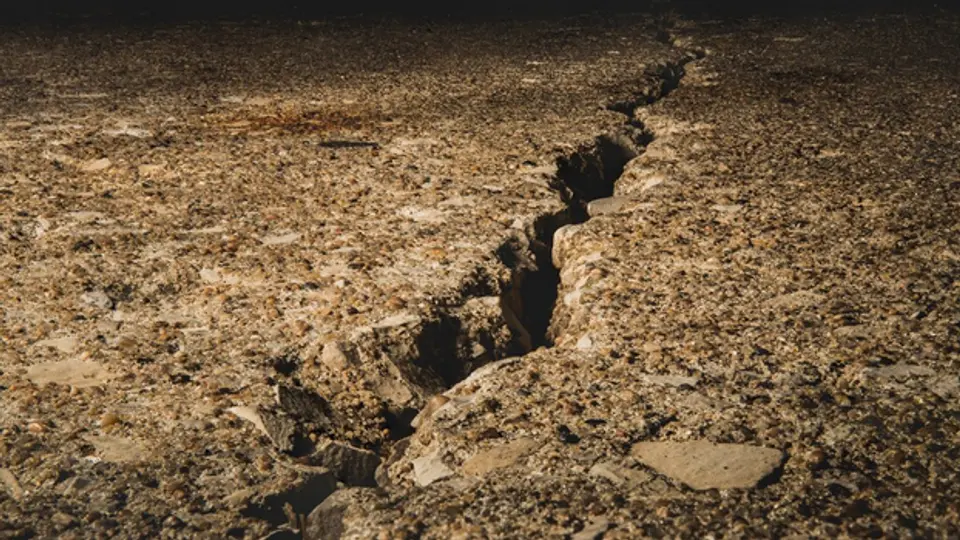 La hipótesis plantea un sismo de magnitud 8.2 con epicentro en la costa de Guerrero / FREEPIK