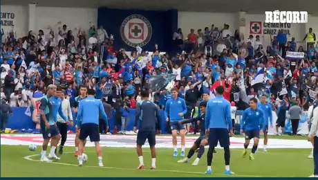 ¡LA SANGRE AZUL PRESENTE EN EL ENTRENAMIENTO DE CRUZ AZUL! Previo al juego contra AMÉRICA