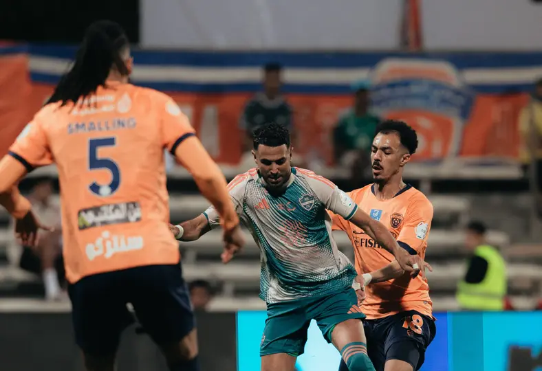 Al Ahli perdió terreno en la lucha por el título de Arabia Saudita | X @ALAHLI_FCEN