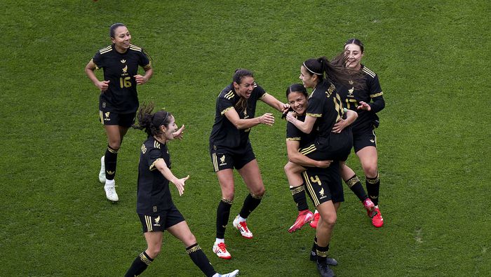 Jugadoras de la Selección Femenil en celebración en un juego de preparación | IMAGO 7