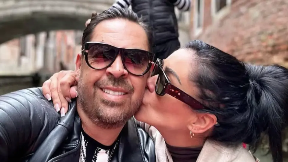 La pareja no ha hecho oficial su rompimiento pero se confirma que están separados por el momento / Redes Sociales