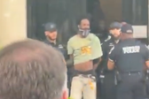 Hombre armado entra al Instituto Cultural Mexicano en Washington D.C. mientras huía de la policía