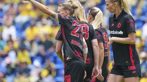 Faustine Robert en celebración con Toluca en el partido ante América en el Clausura 2026 de la Liga MX Femenil | IMAGO 7