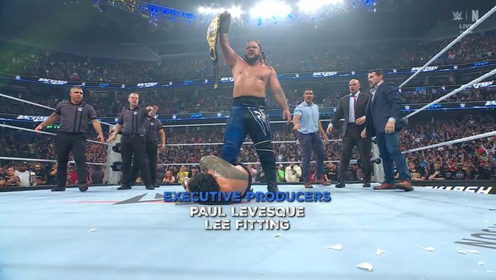 Jacob Fatu, siendo el mejor parado frente a Roman Reigns | CAPTURA DE WWE