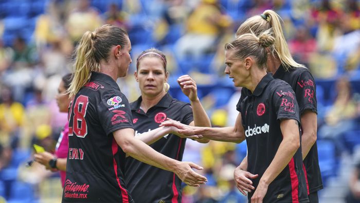Faustine Robert en celebración con Toluca en el partido ante América en el Clausura 2026 de la Liga MX Femenil | IMAGO 7