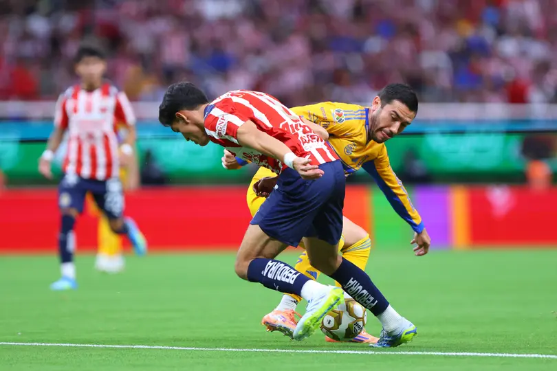 Chivas vs Tigres en la Liga MX| IMAGO7