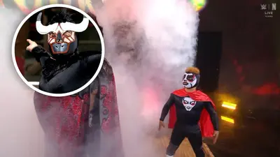 ¡El Torito regresa a WWE! Mascarita Sagrada reaparece como Minihausen en Backlash 2026