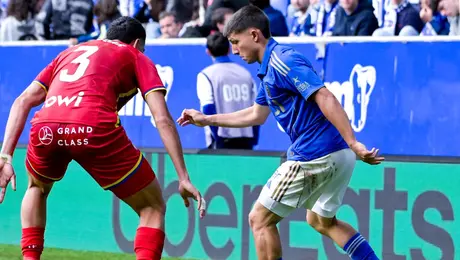 Real Oviedo sobrevive con nueve ante Getafe y aplaza su descenso en LaLiga