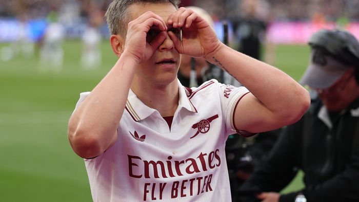 Leonard Trossard en celebración en el partido de West Ham contra Arsenal | AP