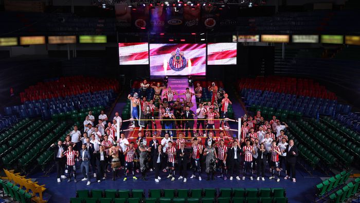 La foto oficial de Chivas que se tomó junto con Atlantis en el Apertura 2024 | X: @Chivas