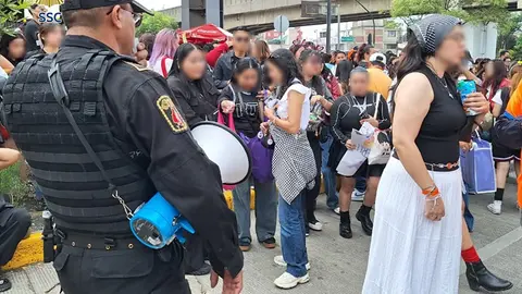 Integrantes del ARMY colapsaron Circuito Interior Río Churubusco durante el segundo show de BTS en México./ SSC