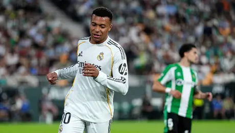 Mbappé no, Courtois sí: Real Madrid no contará con el francés ante Barcelona