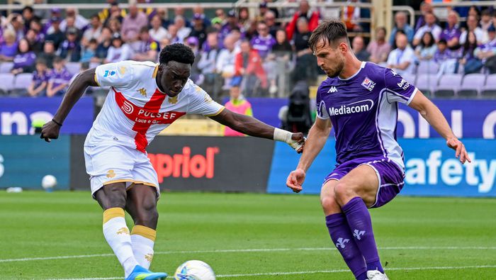Jugadores de Fiorentina y Genoa en la Serie A | AP