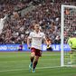 Leonard Trossard en celebración en el partido de West Ham contra Arsenal | AP