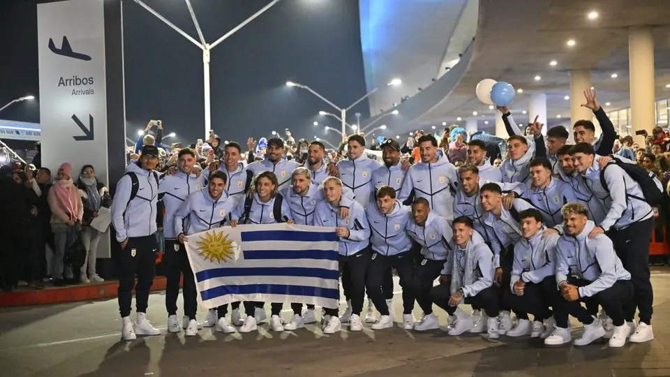 Jugadores de la Selección de Uruguay previo a su viaje a México | AFP