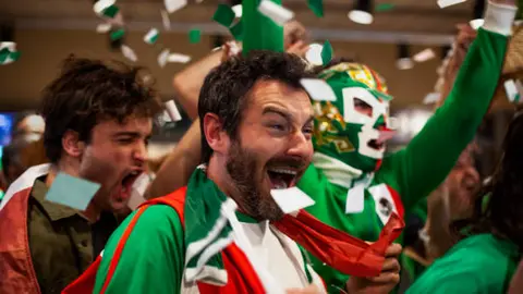 México se prepara para recibir su tercera Copa del Mundo, aunque una parte de la población no comparte el mismo entusiasmo que se vive en el ámbito futbolístico./ Pixabay