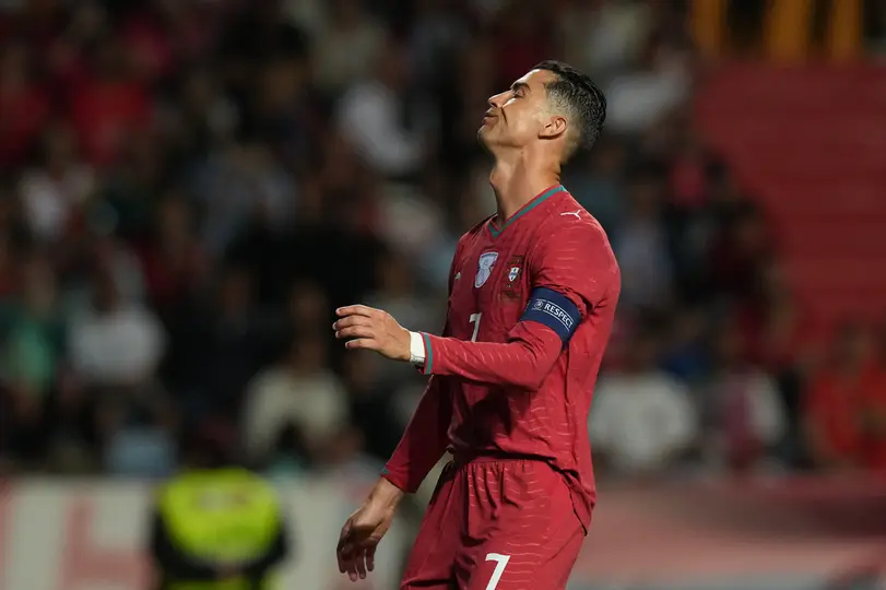 Cristiano Ronaldo falló un par de ocasiones claras para marcar ante Nigeria | AP