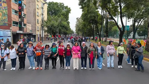 Las protestas de los docentes ya llevan dos semanas y busca llegar al Estadio Ciudad de México / FB: @cencos22oaxaca
