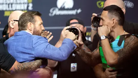 Conor McGregor calienta el UFC 329: “Holloway se retirará el sábado por la noche”