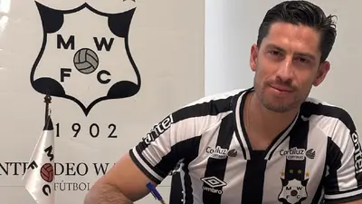 Santiago Ormeño se olvida de Chivas y firma con nuevo equipo