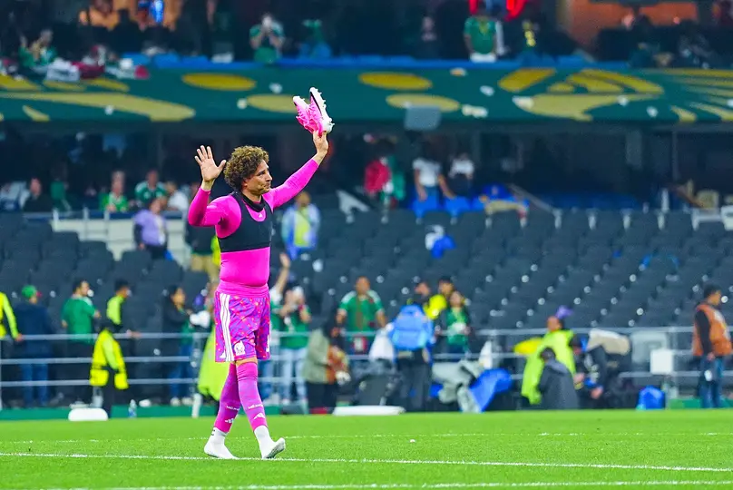Guillermo Ochoa se despide del Azteca l MEXSPORT